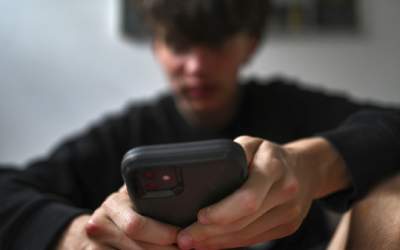 نیوزلند اینستاگرام را برای نوجوانان ممنوع می‌کند