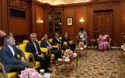 دیدار عراقچی با رئیس جمهور هند +فیلم  <img src="https://cdn.jahannews.com/images/video_icon.png" width="16" height="16" border="0" align="top">