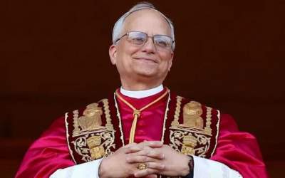 سابقه حضور پاپ جدید در میادین ورزشی!  <img src="https://cdn.jahannews.com/images/video_icon.png" width="11" height="10" border="0" align="top">