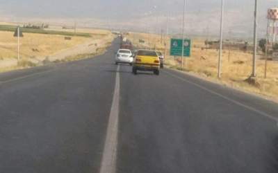 بدلکاری خطرناک در جاده ملایر +فیلم  <img src="https://cdn.jahannews.com/images/video_icon.png" width="16" height="16" border="0" align="top">