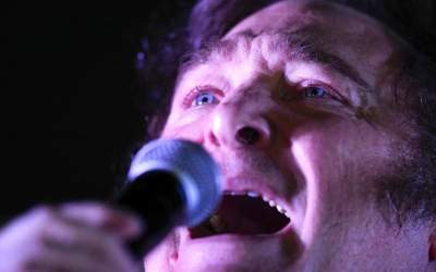 فیلم/ برخورد میکروفن به صورت  رئیس‌جمهور  <img src="https://cdn.jahannews.com/images/video_icon.png" width="16" height="16" border="0" align="top">