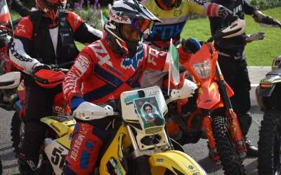 جستجوی بالگرد رئیس‌جمهور از زبان موتورسواران