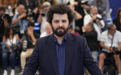 پسر جان! از کشورت جلوی غریبه هیچ وقت بد نگو