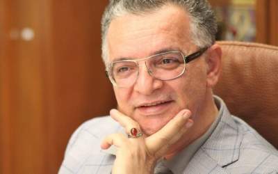 زنوزی: تراکتور از بازار داخلی کنار می کشد