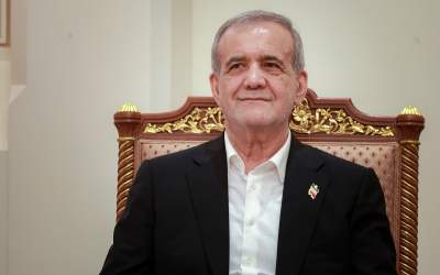 خوش و بش پزشکیان با ایرانیان مقیم عمان  <img src="https://cdn.jahannews.com/images/video_icon.png" width="11" height="10" border="0" align="top">