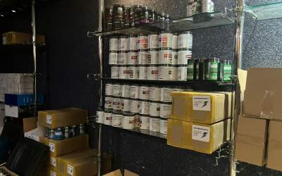 فروش مکمل‌های قلابی به نام وزنه‌بردار معروف