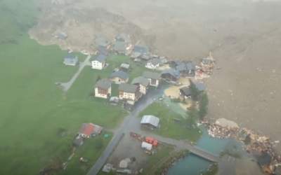 فیلم/ مدفون شدن یک روستا در سوئیس  <img src="https://cdn.jahannews.com/images/video_icon.png" width="16" height="16" border="0" align="top">