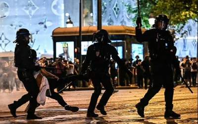 عکس/ شورش در شهر