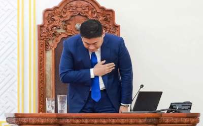 نخست وزیر مغولستان استعفا کرد