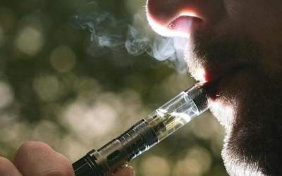 سیگار الکترونیکی دروازه ورود به اعتیاد است