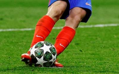 گل‌ زدن با هر دو پا در پنالتی‌ها ممنوع شد!