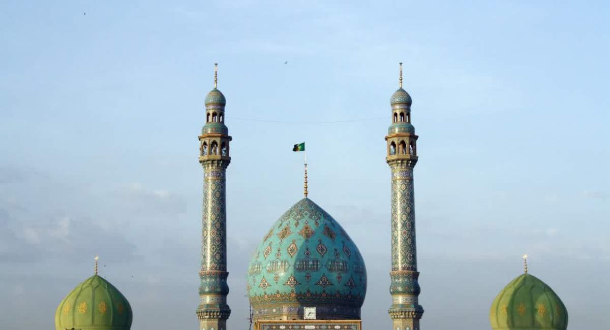 اسرائیل باید از صحفه روزگار حذف شود  