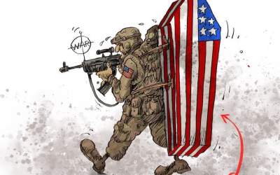 سربازان آمریکایی تابوت خود را حمل کنند