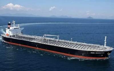 فرار دو نفتکش غول‌ پیکر دیگر از تنگه هرمز