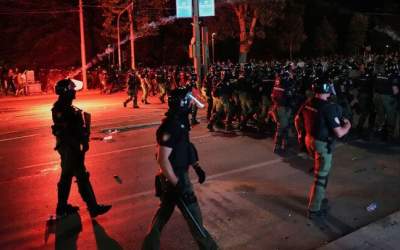 هشدار روسها درباره وقوع انقلاب رنگی در صربستان