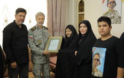 ارتش با همه توان آماده دفاع از ایران و انقلاب است