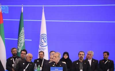 عکس/ دختر پزشکیان در اجلاس سران اکو!