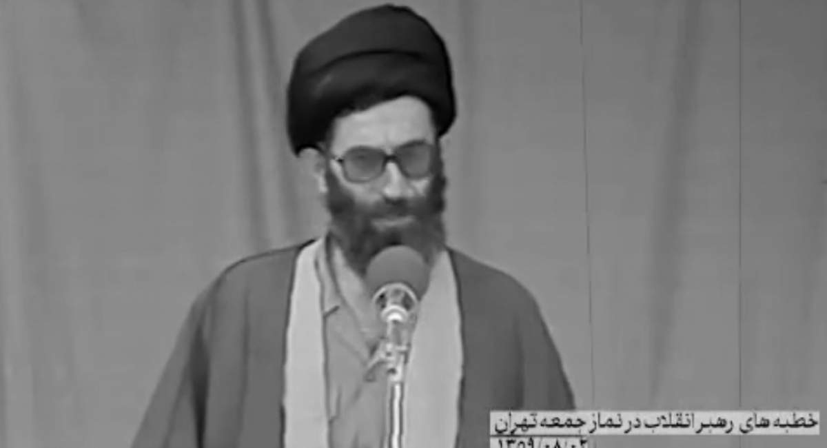 سخنرانی طوفانی رهبرانقلاب در ۴۵ سال قبل  