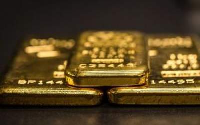 نرخ طلای جهانی افزایشی ماند