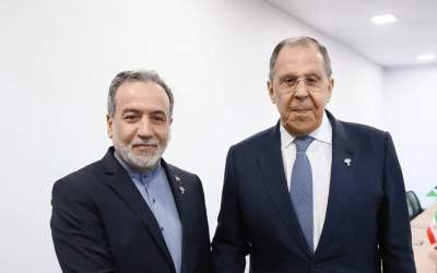 رایزنی هسته‌ای عراقچی و لاوروف در چین