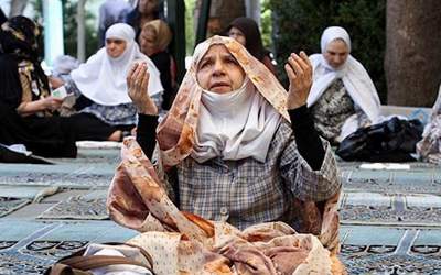 چه مقدار از نماز قضای پدر و مادر را باید بخوانیم؟