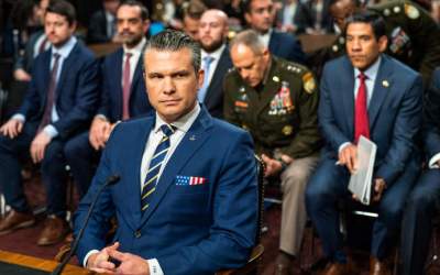 مشاور ارشد هگست از پنتاگون اخراج شد