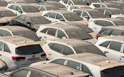 دپوی ۱۴هزار خودروی خارجی در بنادر و گمرکات