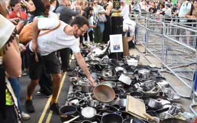 اعتراض خاص لندنی‌ها به گرسنگی مردم غزه  <img src="https://cdn.jahannews.com/images/video_icon.png" width="11" height="10" border="0" align="top">