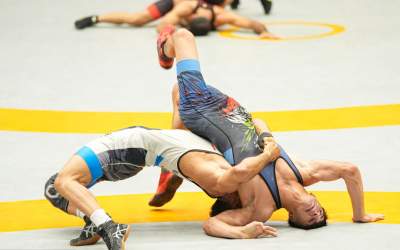 قطعی آب و برق اردوی کشتی‌گیران را تعطیل کرد