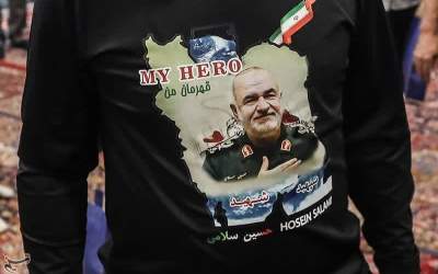 عکس/ این شهید قهرمان من است