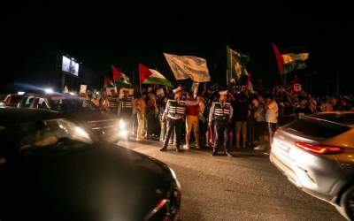 تونسی‌ها سفارت آمریکا را محاصره کردند +فیلم  <img src="https://cdn.jahannews.com/images/video_icon.png" width="16" height="16" border="0" align="top">