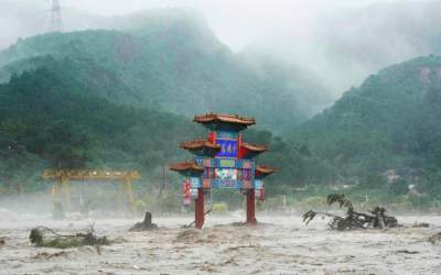 سیل مرگبار چین جان حداقل ۳۰ نفر را گرفت +فیلم  <img src="https://cdn.jahannews.com/images/video_icon.png" width="16" height="16" border="0" align="top">