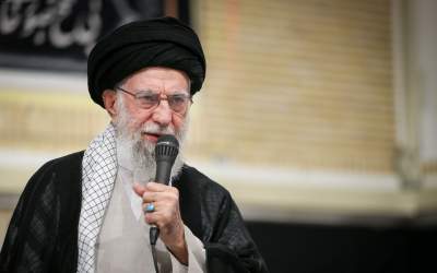 رهبر انقلاب: جمهوری اسلامی استحکام بی‌نظیر پایه‌های نظام و کشور را به دنیا نشان داد/ دشمنی اصلی استکبار و آمریکا با دین، دانش و اتحاد مردم زیر پرچم اسلام و قرآن است/ به کوری دشمن خواهیم توانست ایران را به اوج ترقی و افتخار برسانیم  