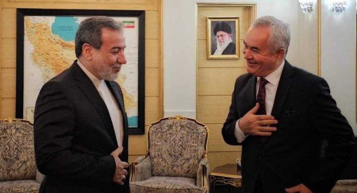 عراقچی عازم تاجیکستان شد