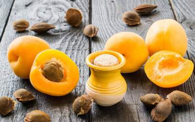 خواص شگفت انگیز هسته زردآلو