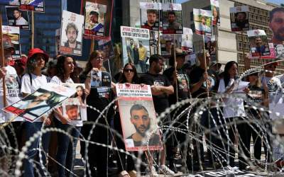 معترضان نتانیاهو با سیم خاردار به خیابان‌ آمدند! +فیلم  <img src="https://cdn.jahannews.com/images/video_icon.png" width="16" height="16" border="0" align="top">