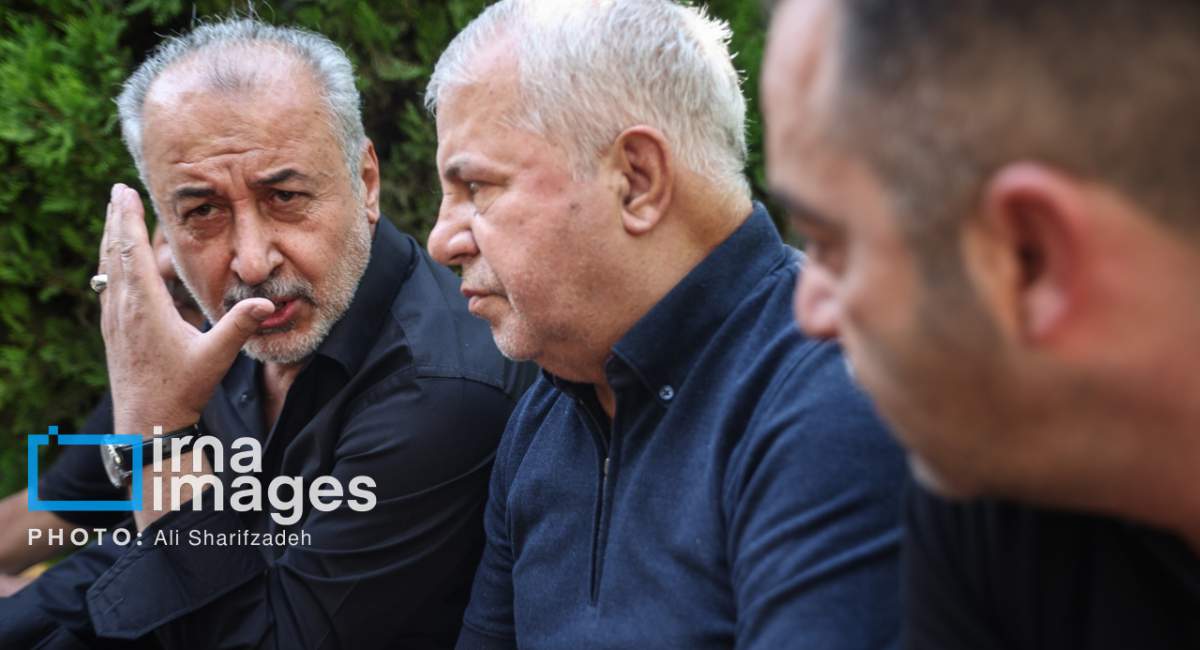 تصاویر تشییع پیکر داریوش مصطفوی  