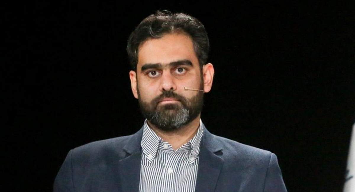 ثابتی: لاریجانی به تقویت دولت کمک می‌کند