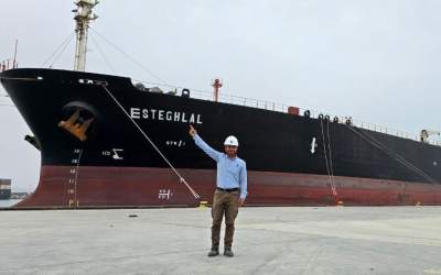 باشگاه استقلال دو کشتی خرید