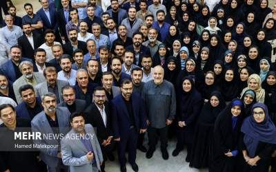 دورهمی صمیمانه خبرنگاران پارلمانی با  <img src="https://cdn.jahannews.com/images/picture_icon.png" width="16" height="16" border="0" align="top">