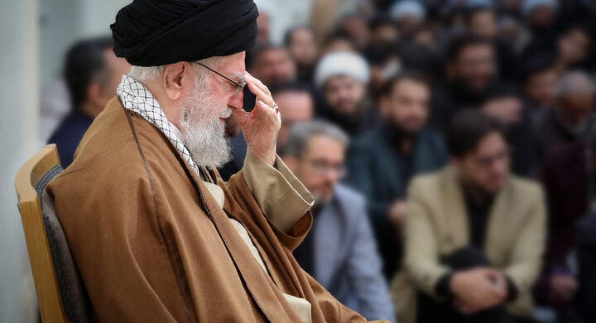 مداحی ۲۸ سال قبل سعیدحدادیان در حضور رهبرانقلاب  