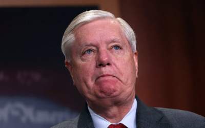 سناتور آمریکایی: از اسرائیل حمایت نکنیم، خدا قهر می‌کند!