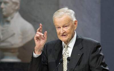 اینترنشنال چگونه به وصیت برژینسکی عمل می‌کند؟  <img src="https://cdn.jahannews.com/images/video_icon.png" width="16" height="16" border="0" align="top">