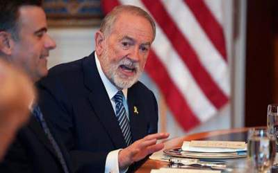 سفیر آمریکا باز هم منکر گرسنگی جمعی در غزه شد