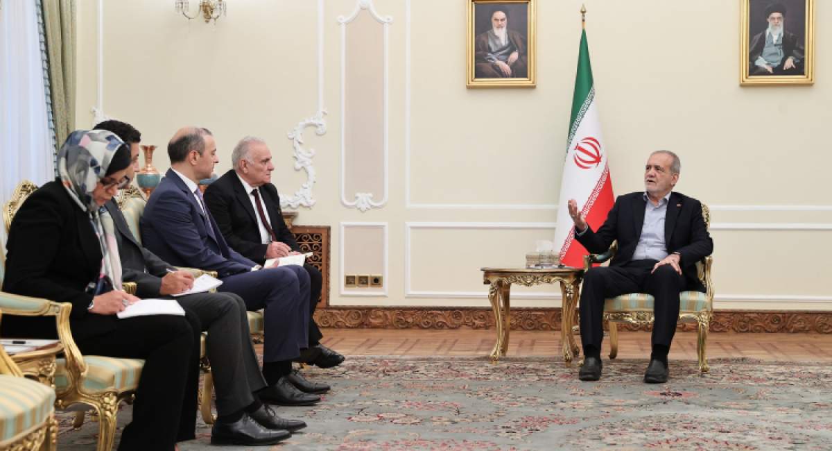 پزشکیان: نباید خللی در روابط ایران و ارمنستان ایجاد شود
