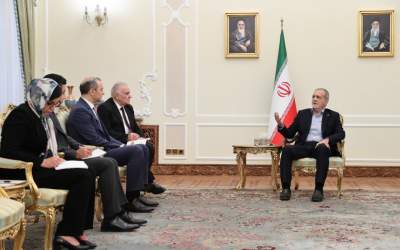 پزشکیان: نباید خللی در روابط ایران و ارمنستان ایجاد شود