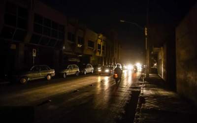 گلایه مردم از افزایش ساعات و دفعات قطع برق