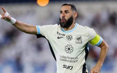 ستاره مسلمان بهترین گلزن تاریخ فرانسه شد