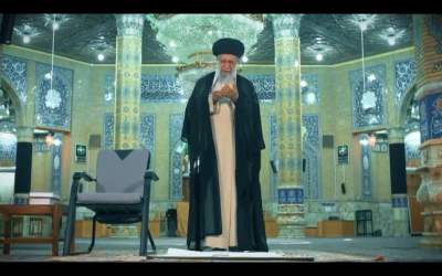 لحظاتی از حضور رهبرانقلاب در مسجد جمکران  <img src="https://cdn.jahannews.com/images/video_icon.png" width="16" height="16" border="0" align="top">