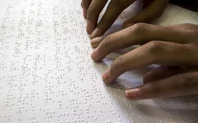 موفقیت دختر نابینا در کنکور